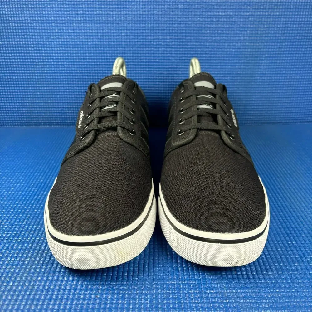 🔴 ADIDAS SEELEY XT Men`s Size 12 Black White Skateboarding Shoes C77589